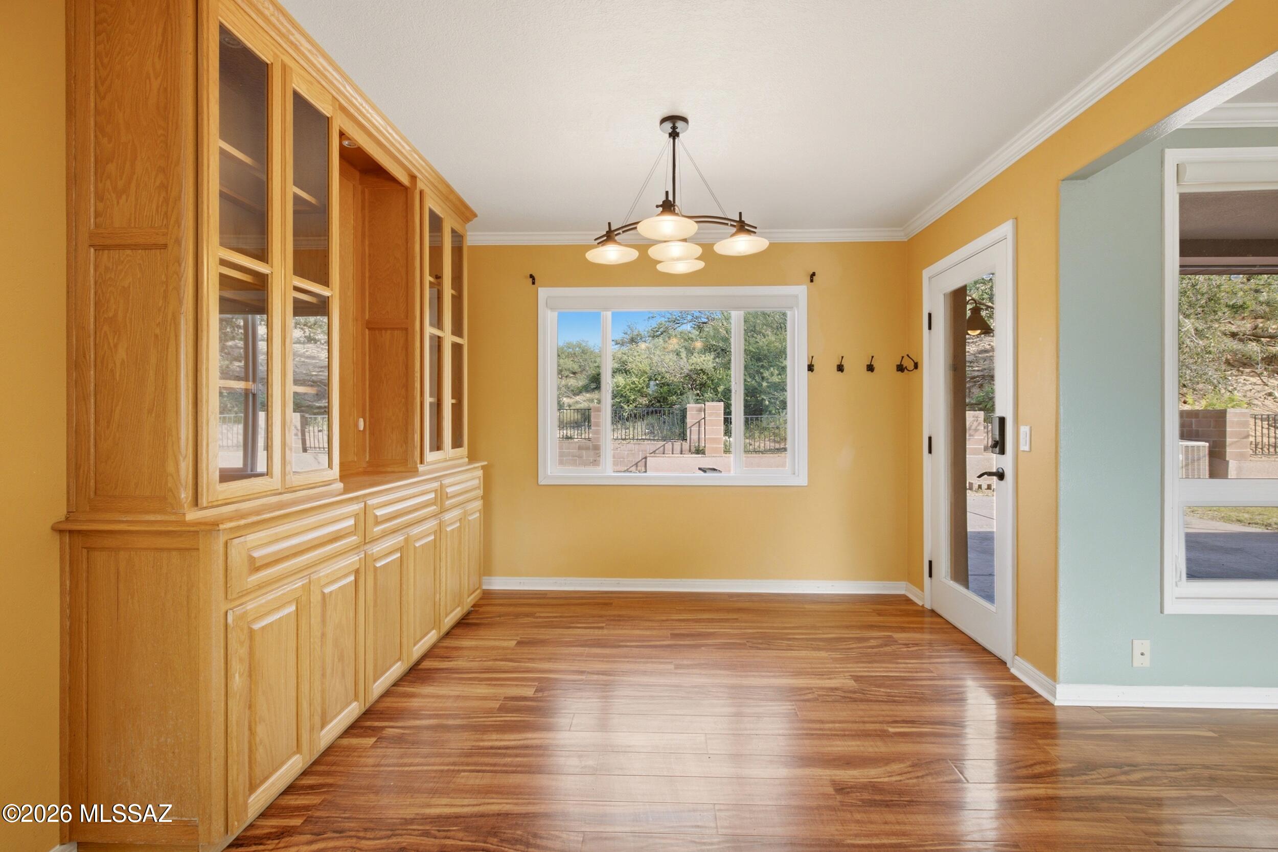 697 S Foothills Drive