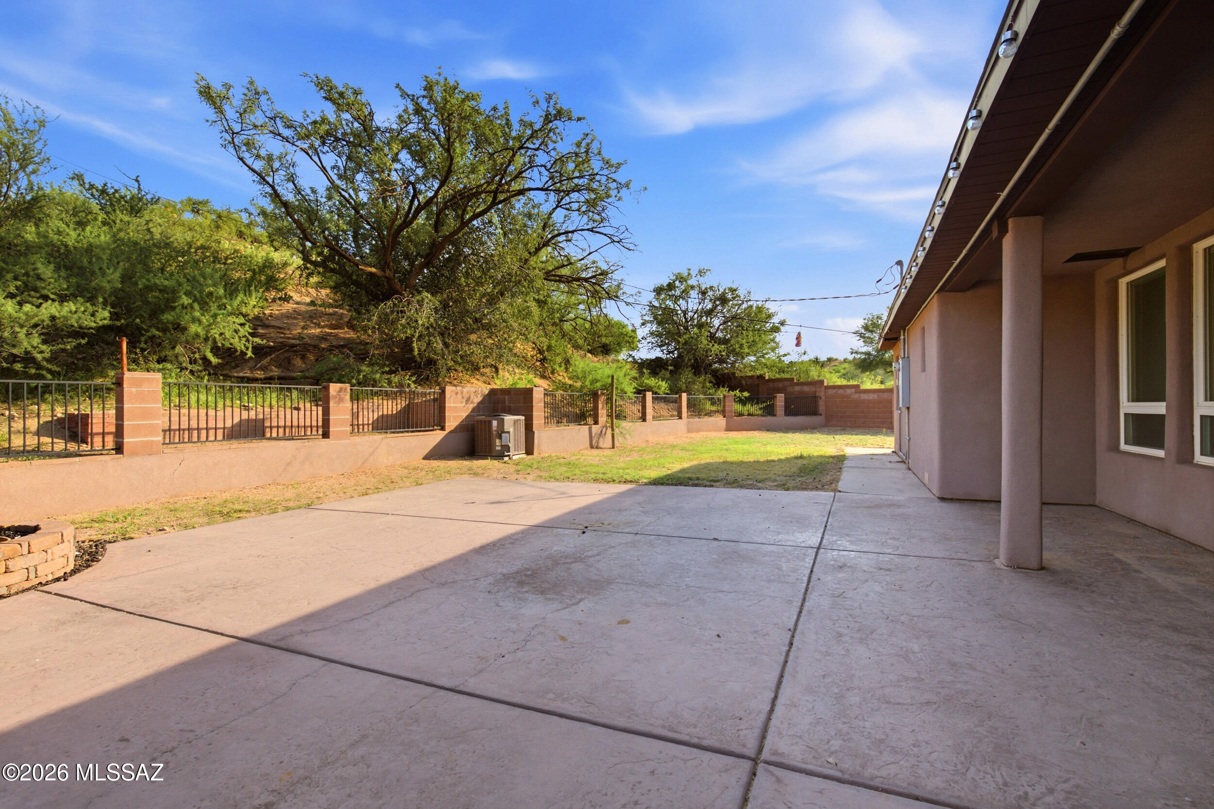 697 S Foothills Drive