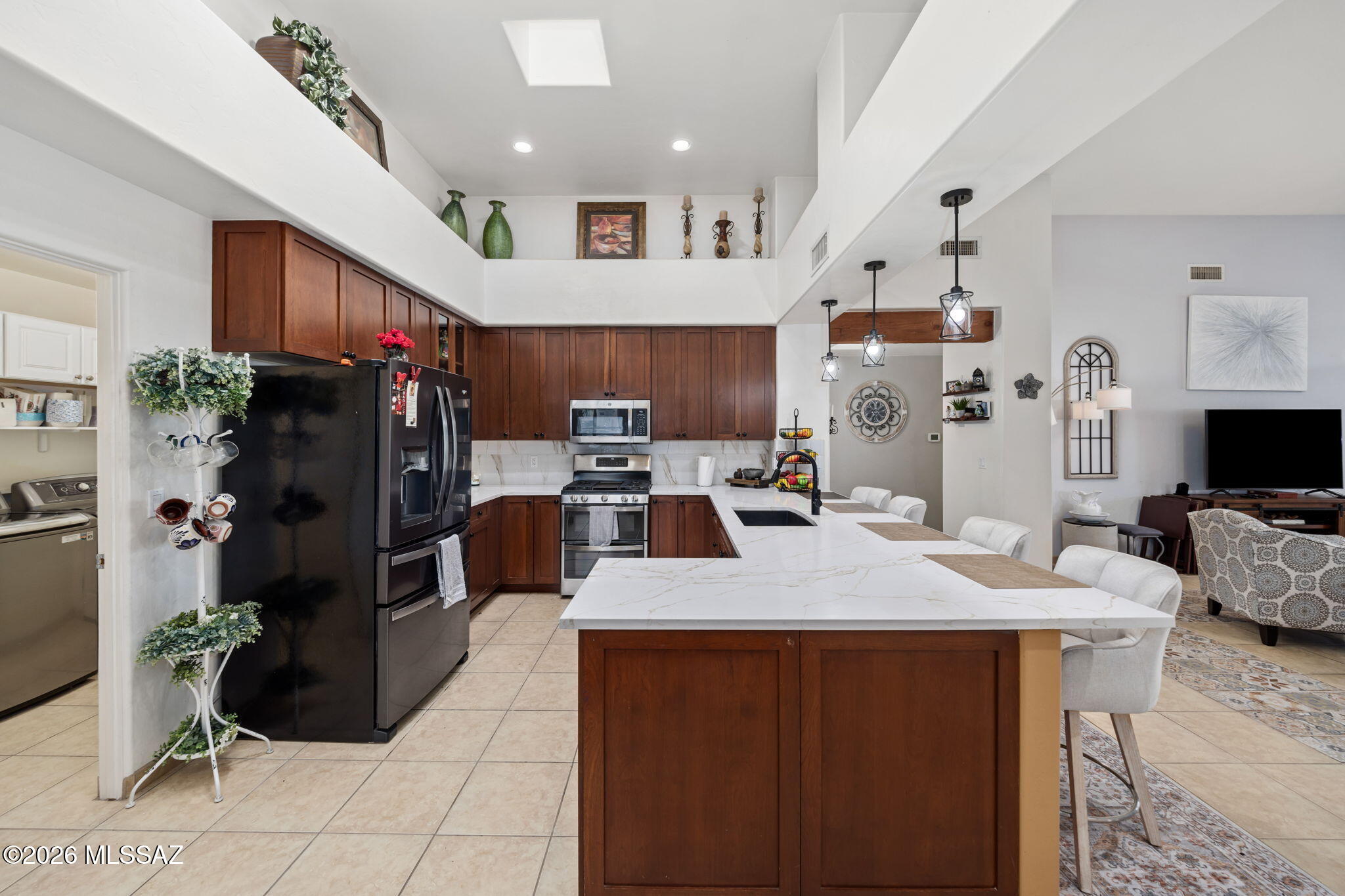 2943 W Encelia Court