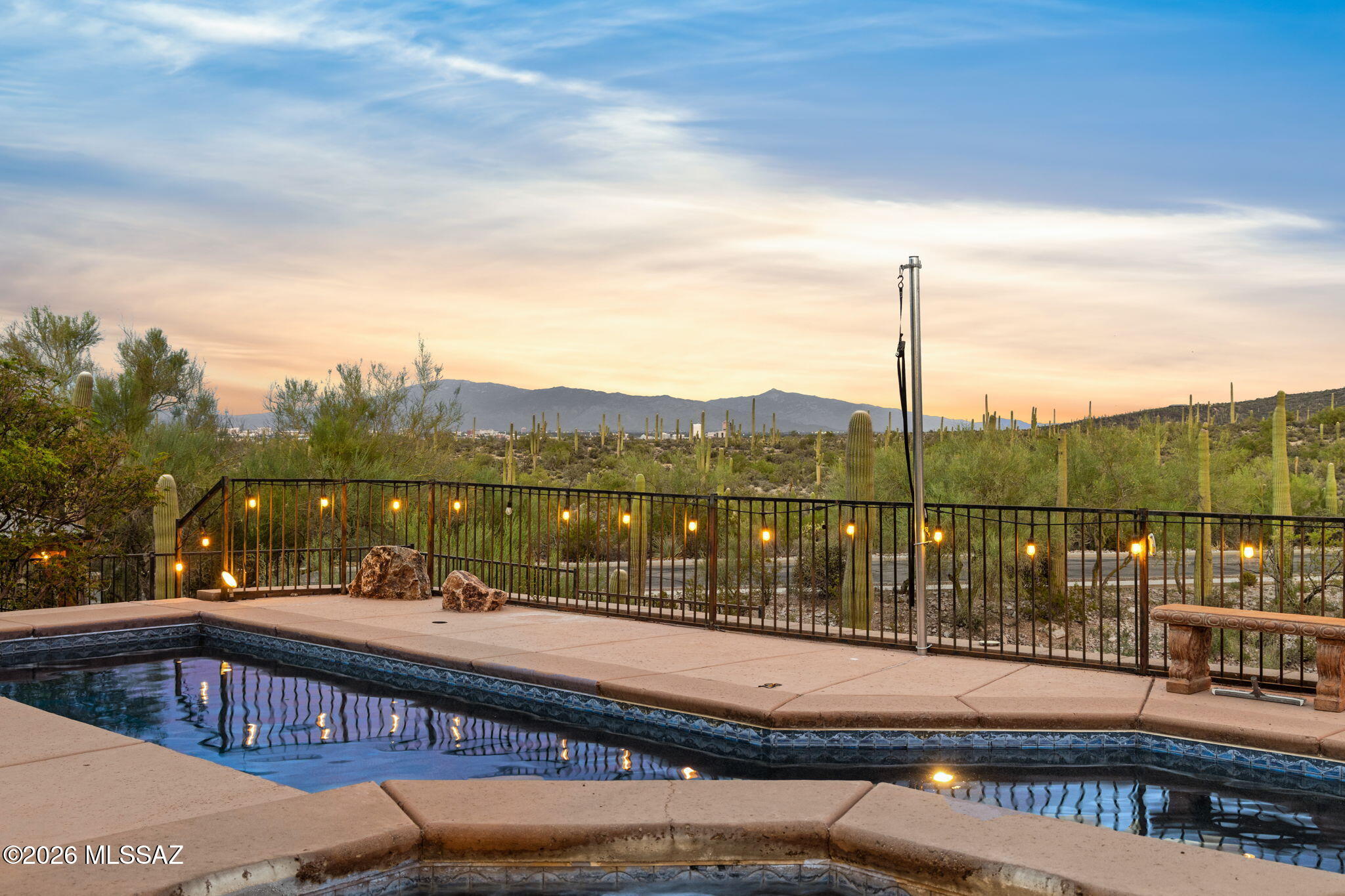2943 W Encelia Court