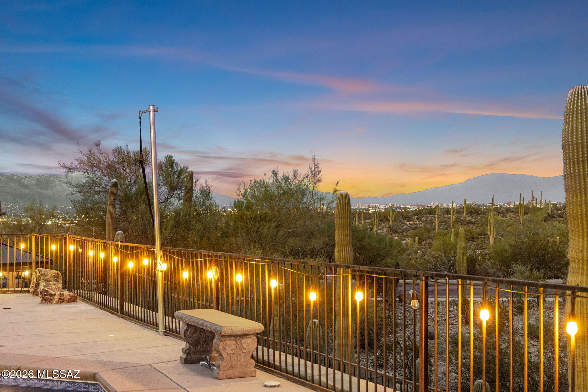 2943 W Encelia Court