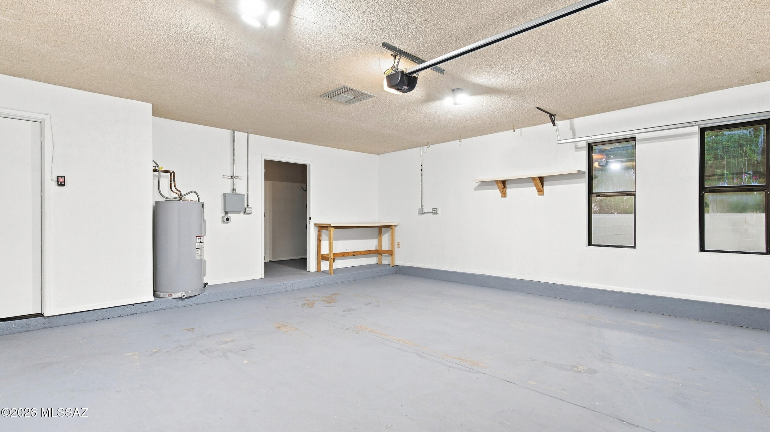 916 W San Martin Drive