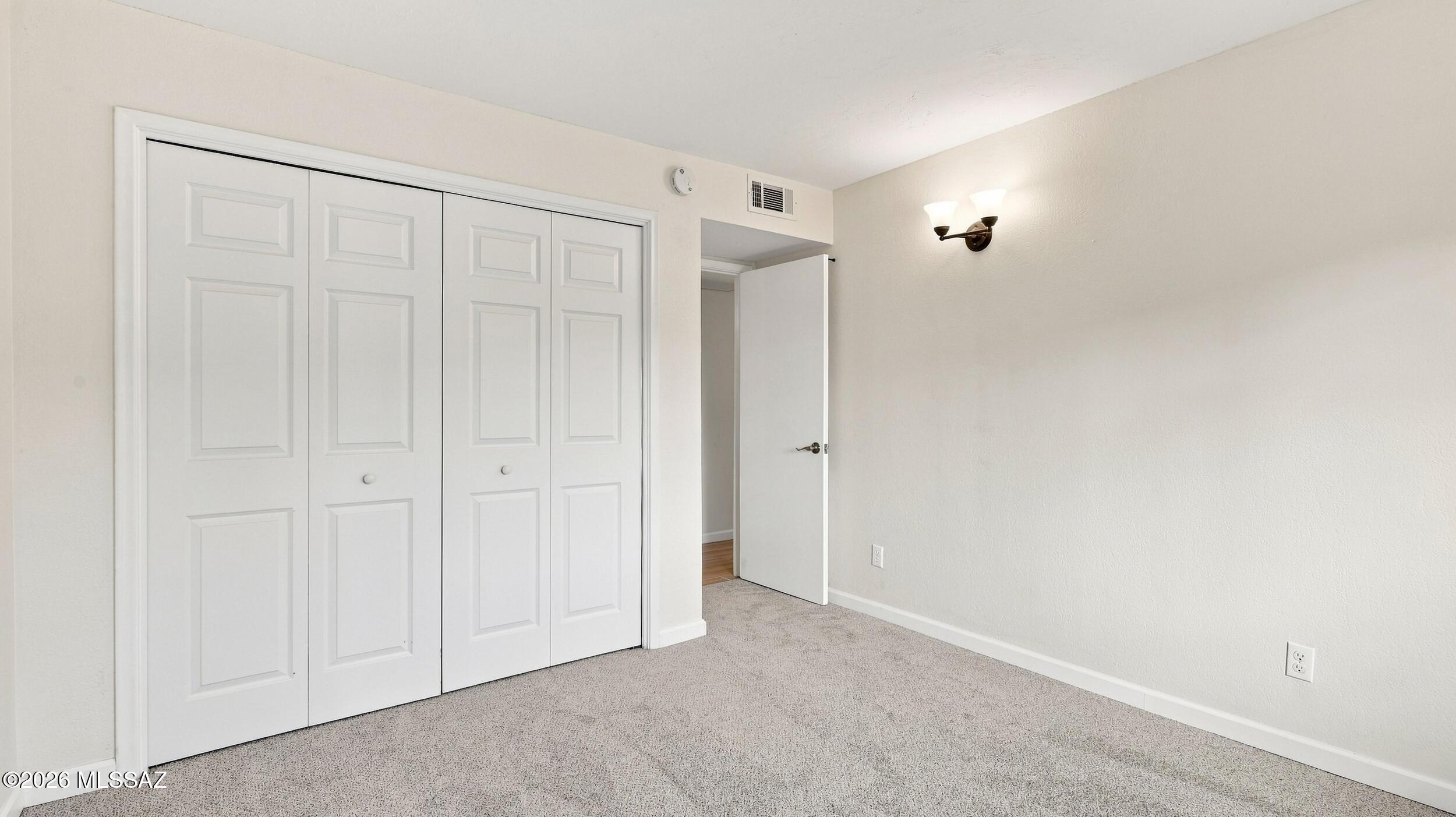 916 W San Martin Drive