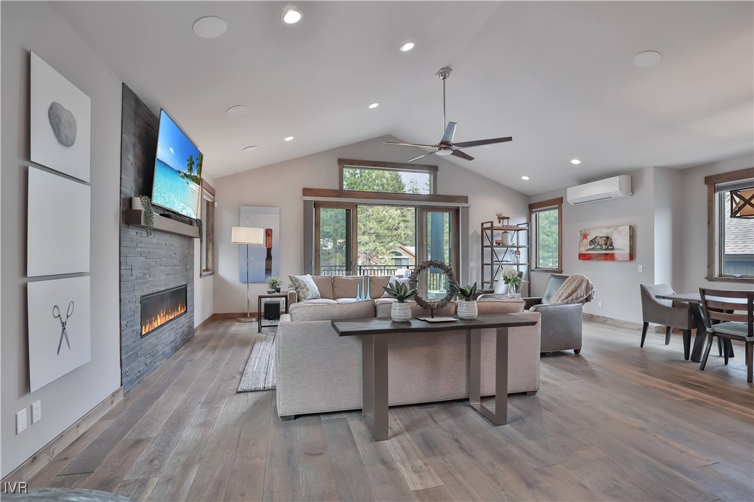 661 Rosewood Circle