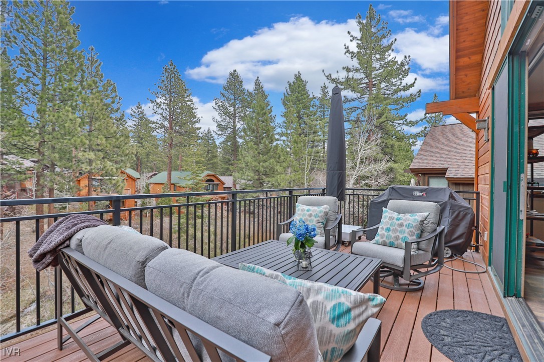 661 Rosewood Circle