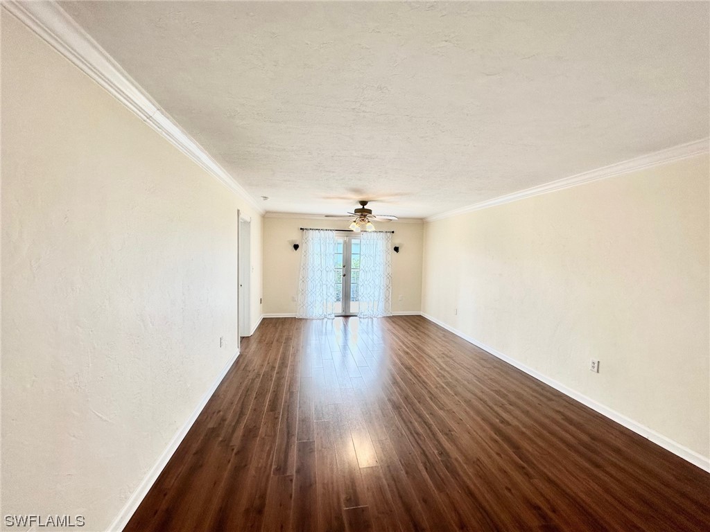 138 Cypress WAY E 5