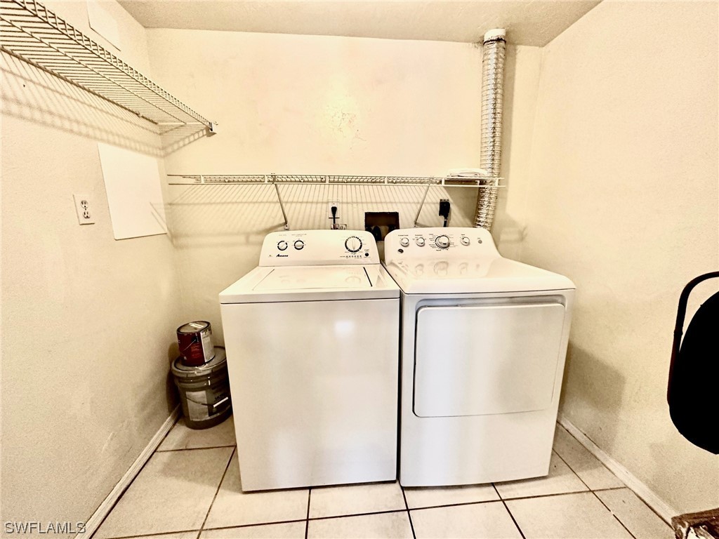 138 Cypress WAY E 5
