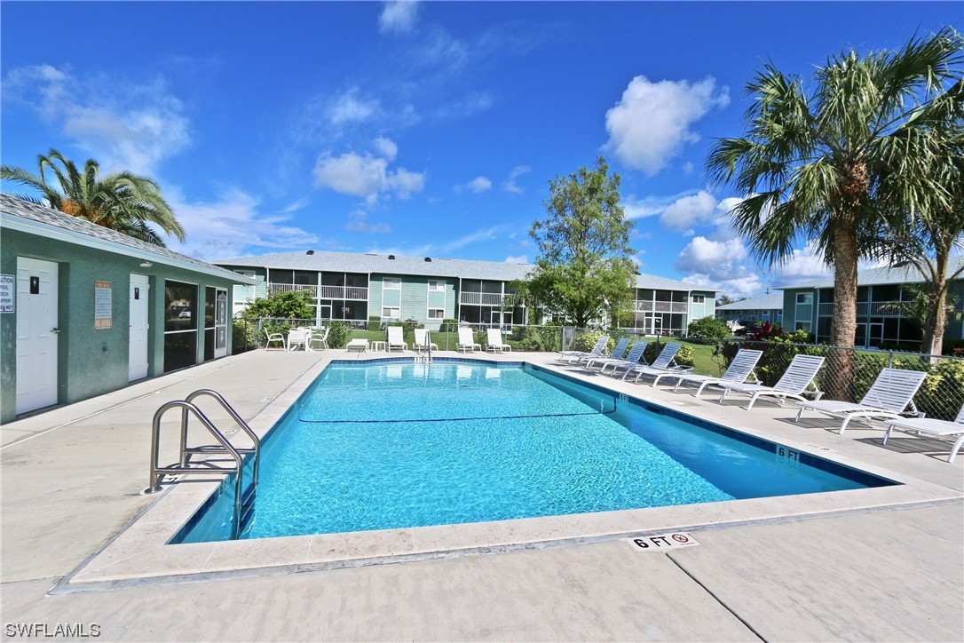 138 Cypress WAY E 5