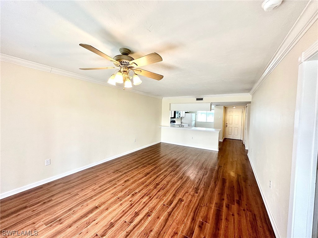 138 Cypress WAY E 5