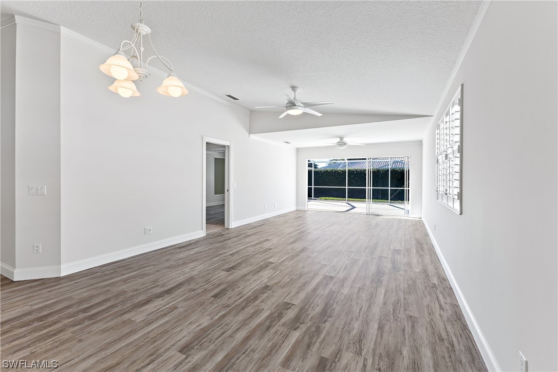4201 Saint George LN