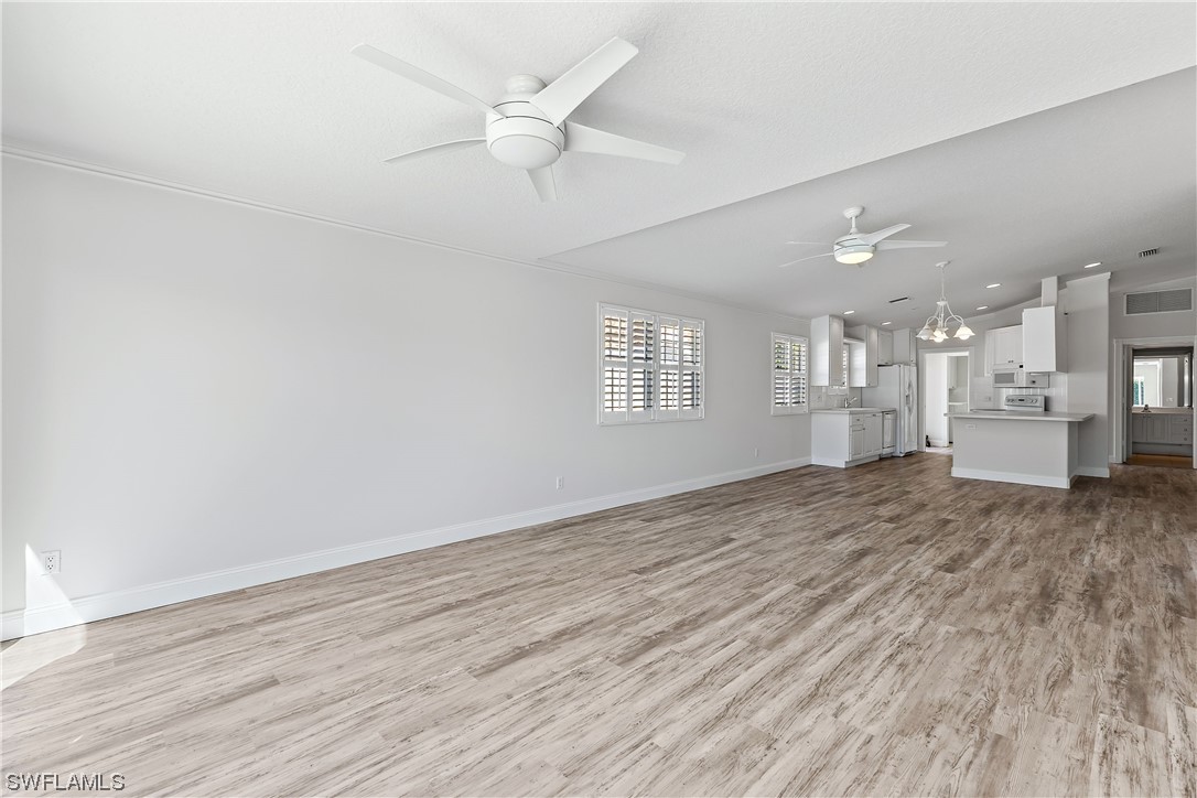 4201 Saint George LN