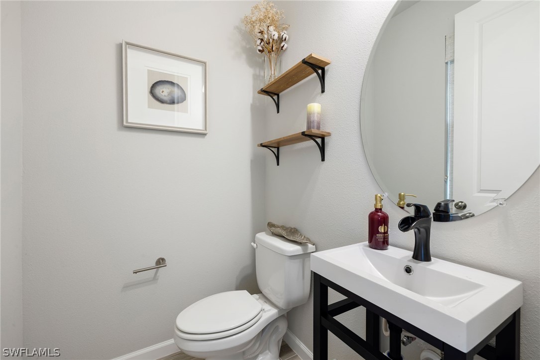 4631 Arboretum CIR 102