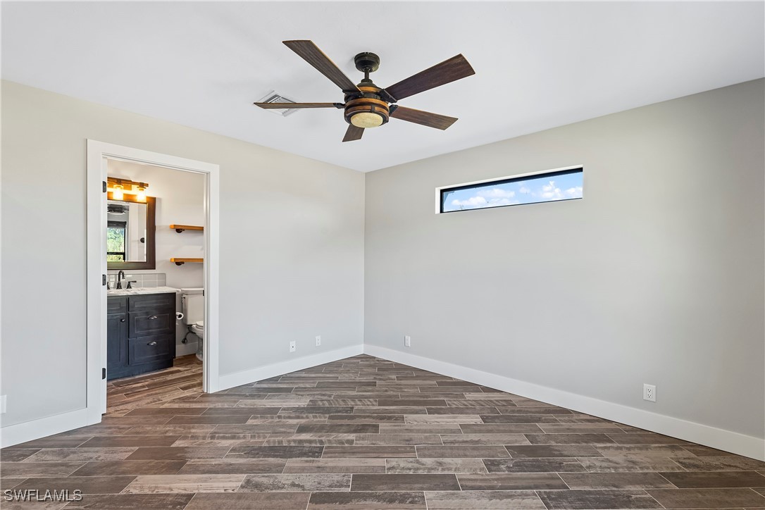1346 Rosemary LN