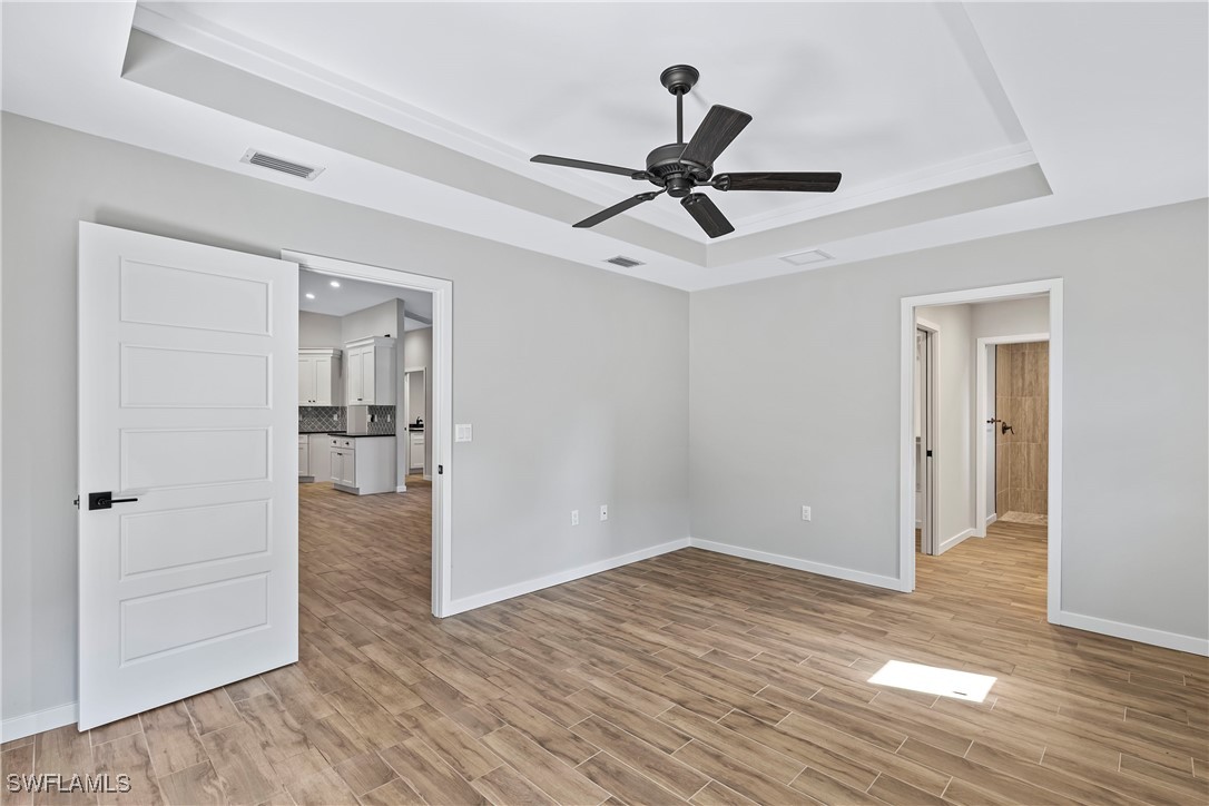 1346 Rosemary LN