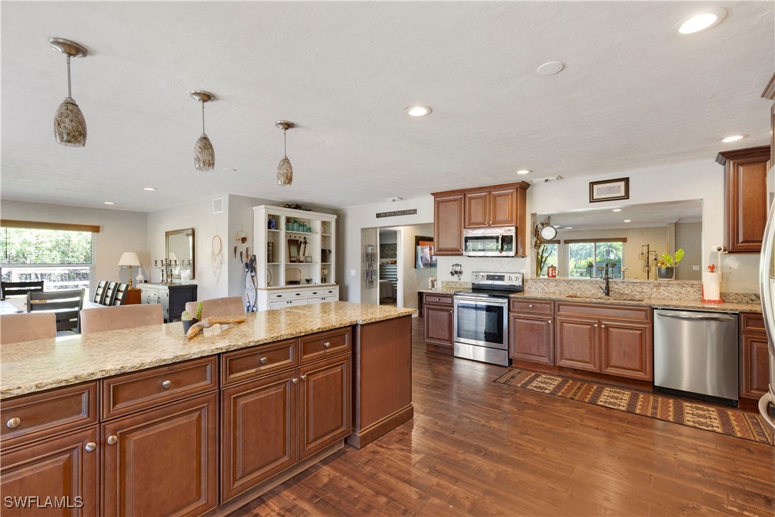 25314 Pinson DR