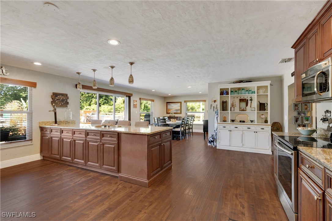 25314 Pinson DR
