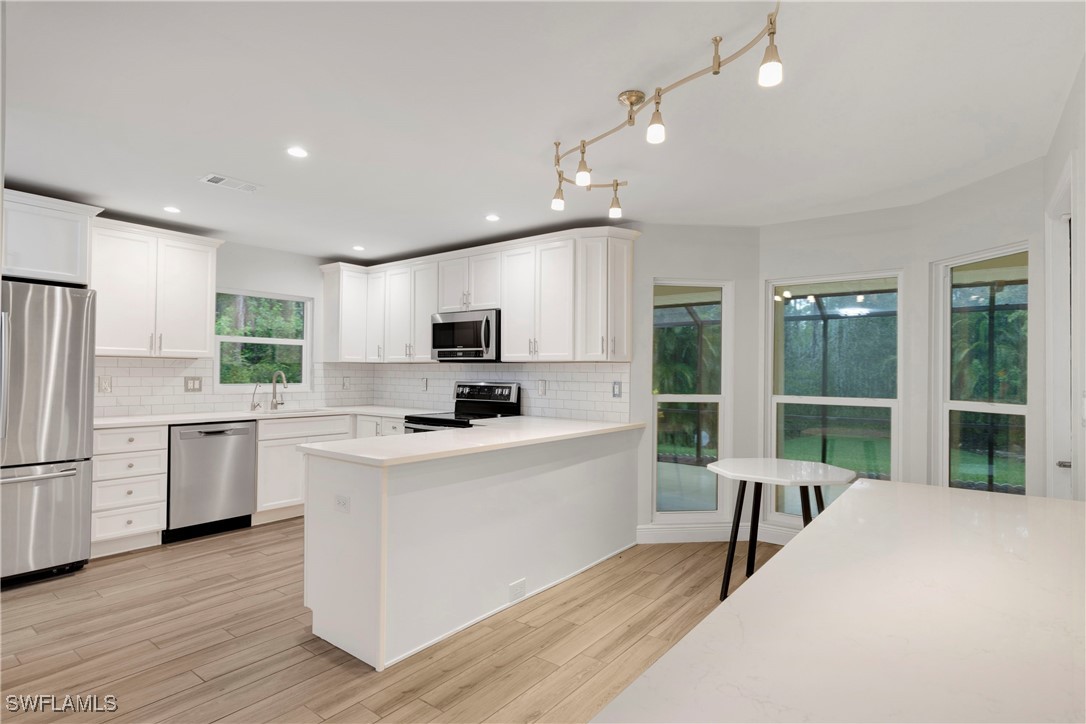 24410 Mountain View DR