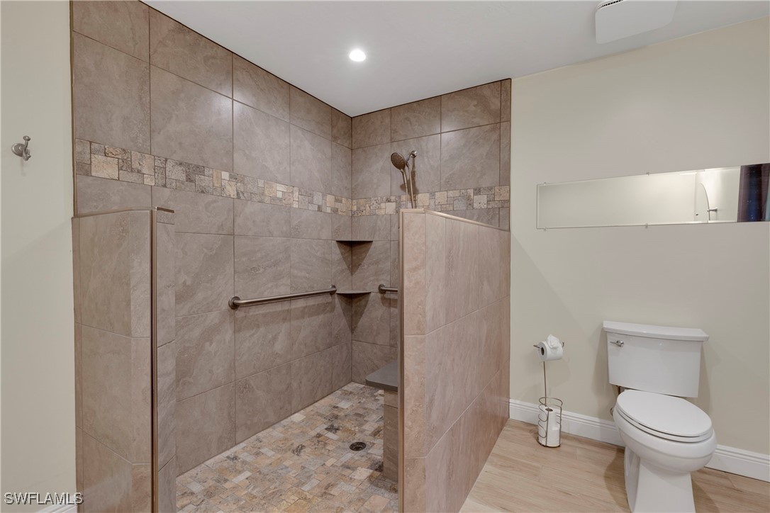 24410 Mountain View DR