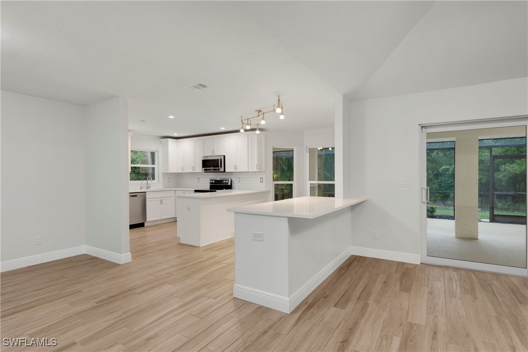 24410 Mountain View DR