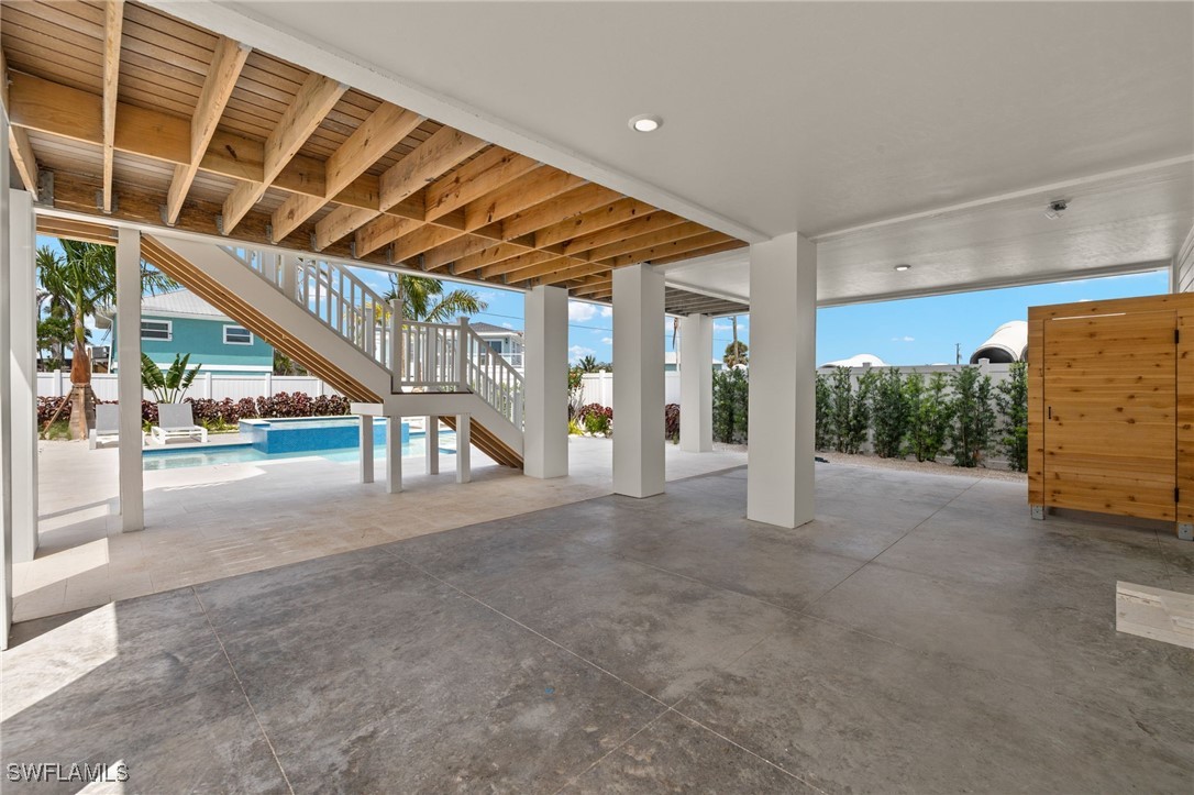 5583 Estero BLVD