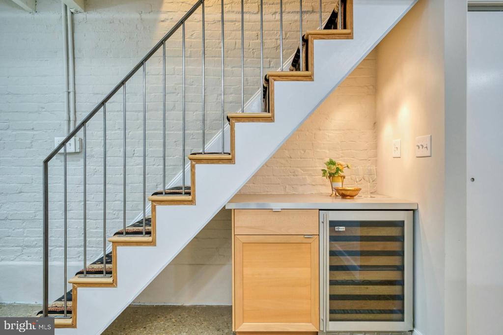 311 E STREET SE