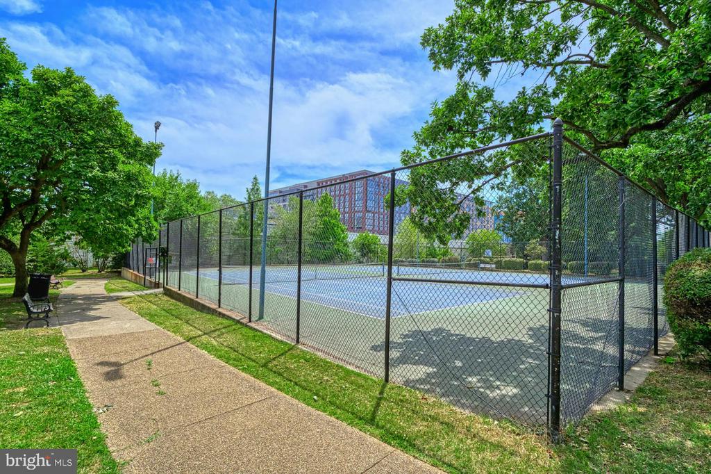 311 E STREET SE