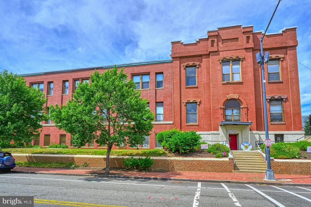 311 E STREET SE