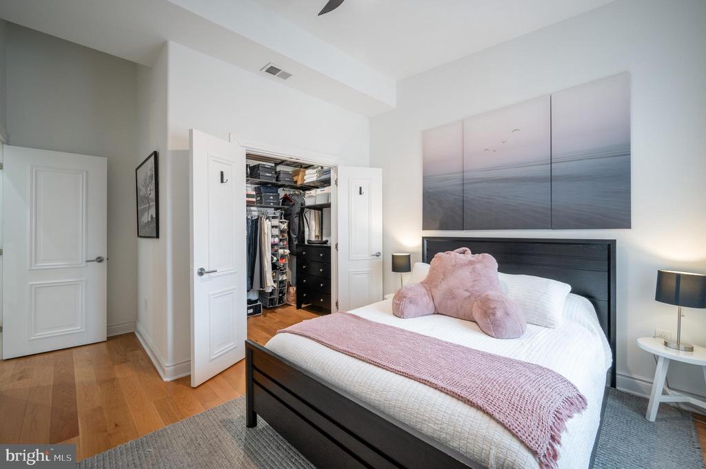 317 3RD STREET SE Unit: 32