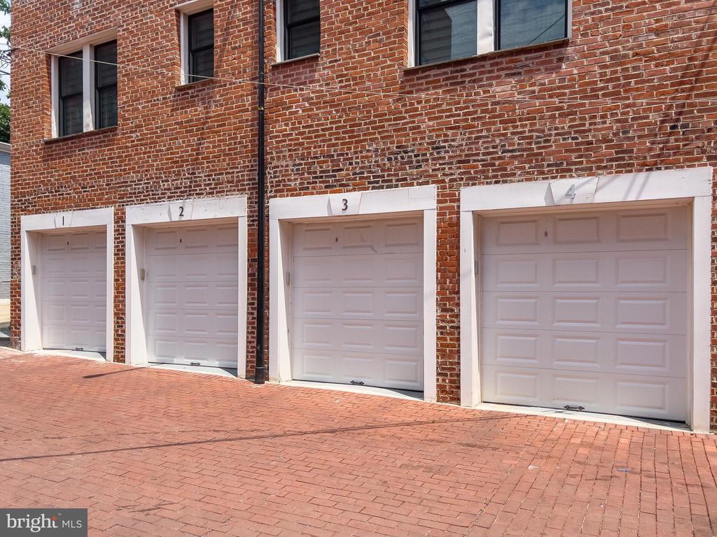 317 3RD STREET SE Unit: 32
