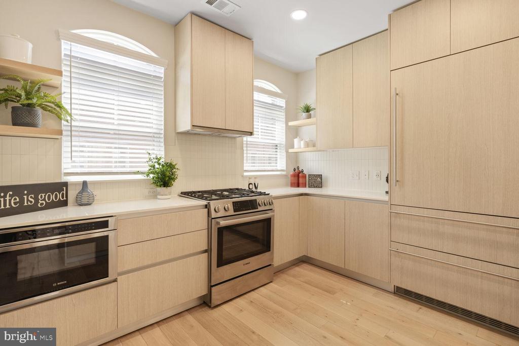 1309 E STREET SE Unit: 35