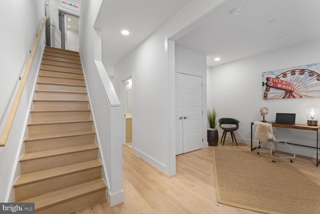 1309 E STREET SE Unit: 35