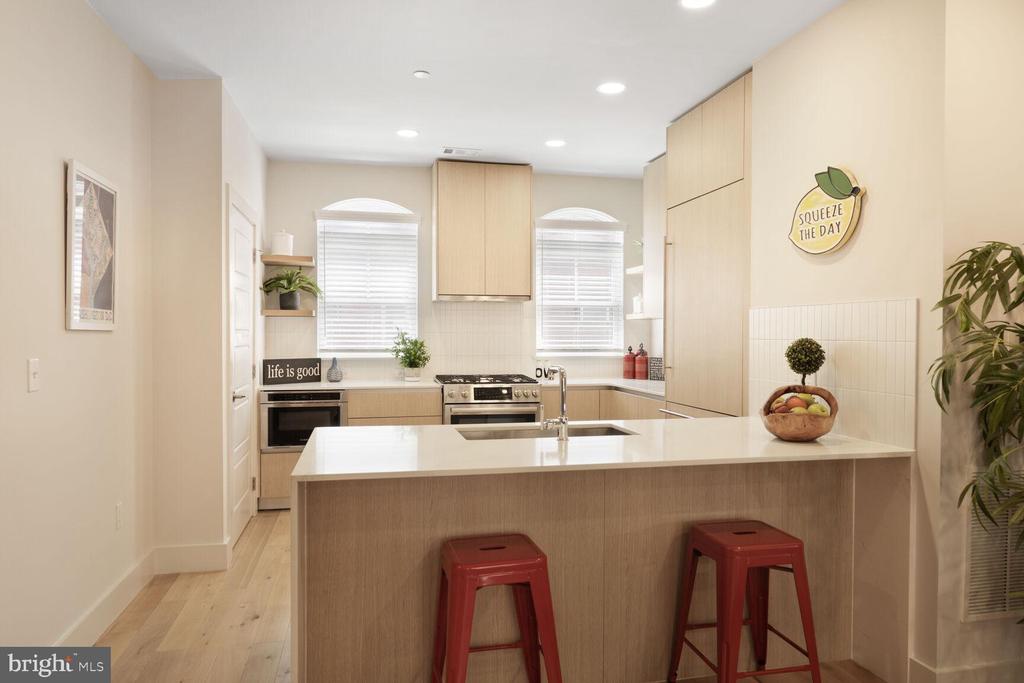1309 E STREET SE Unit: 35