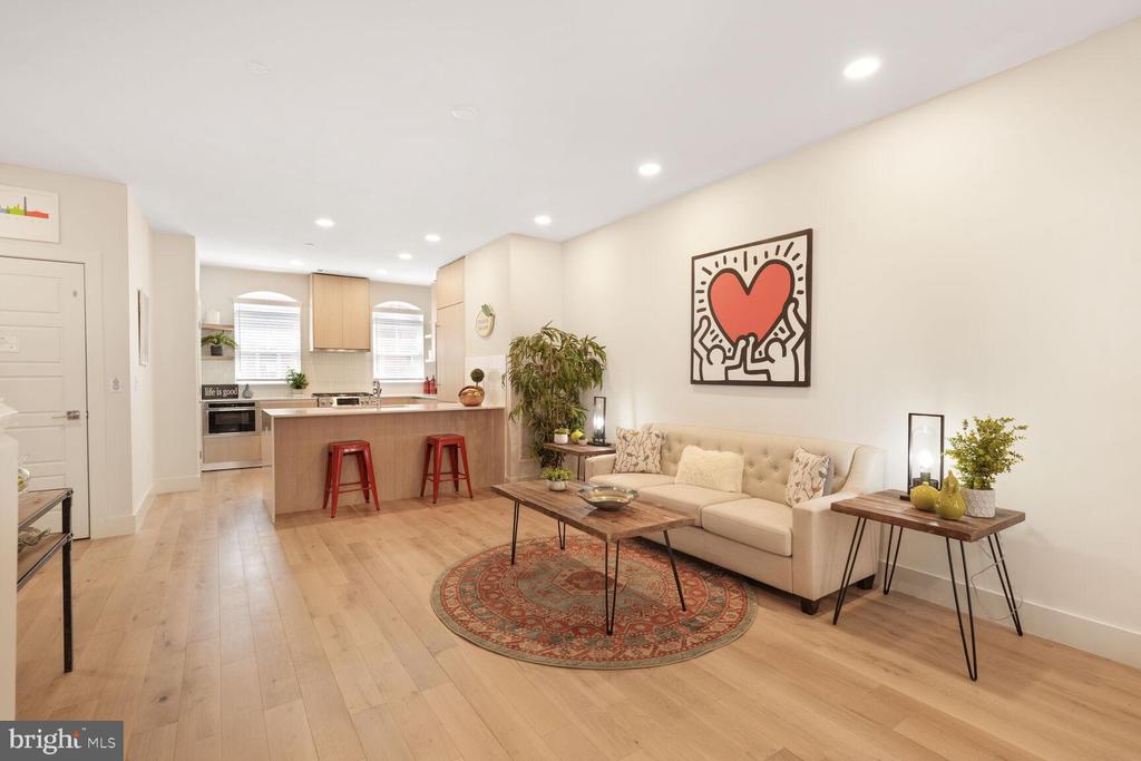 1309 E STREET SE Unit: 35