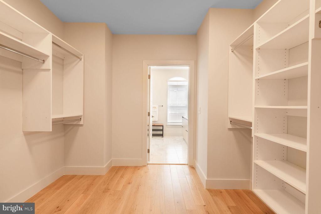 1309 E STREET SE Unit: 35