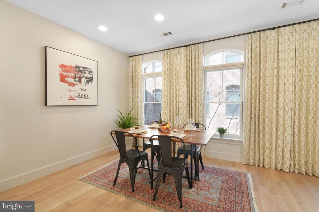1309 E STREET SE Unit: 35