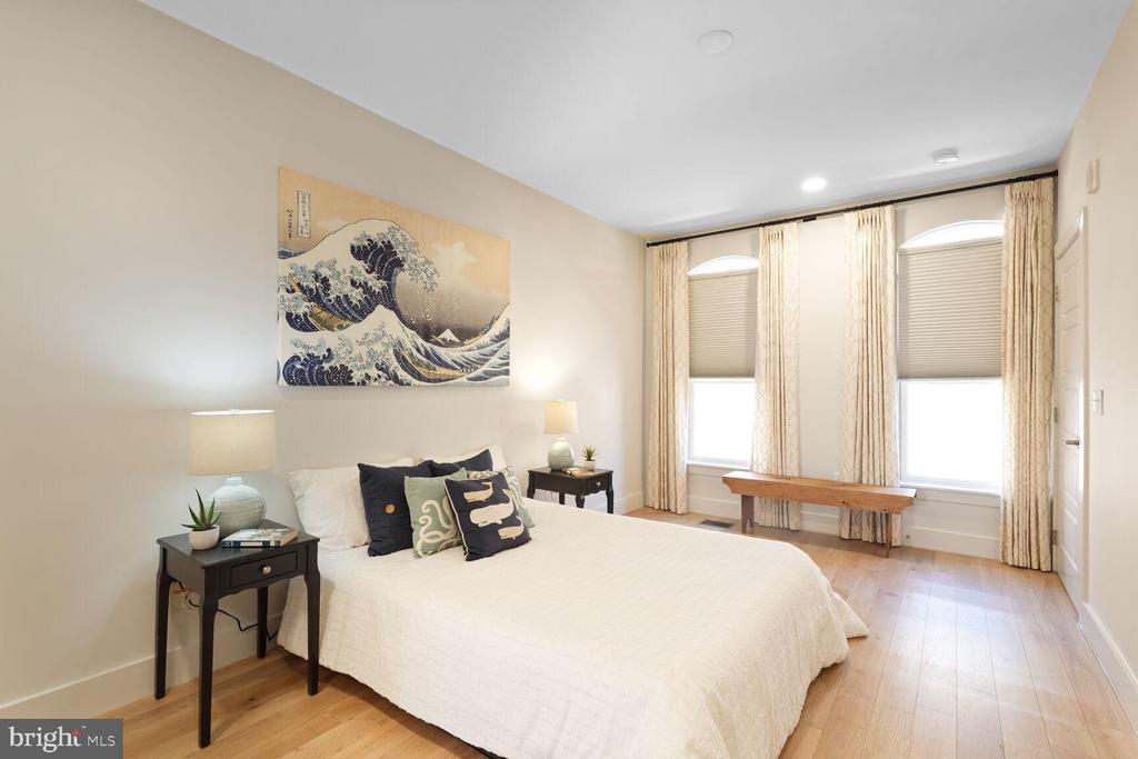 1309 E STREET SE Unit: 35