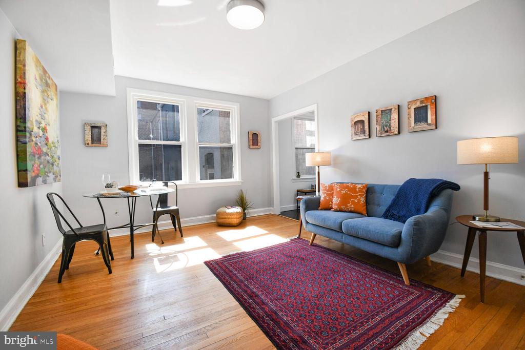 311 7TH STREET NE Unit: 4