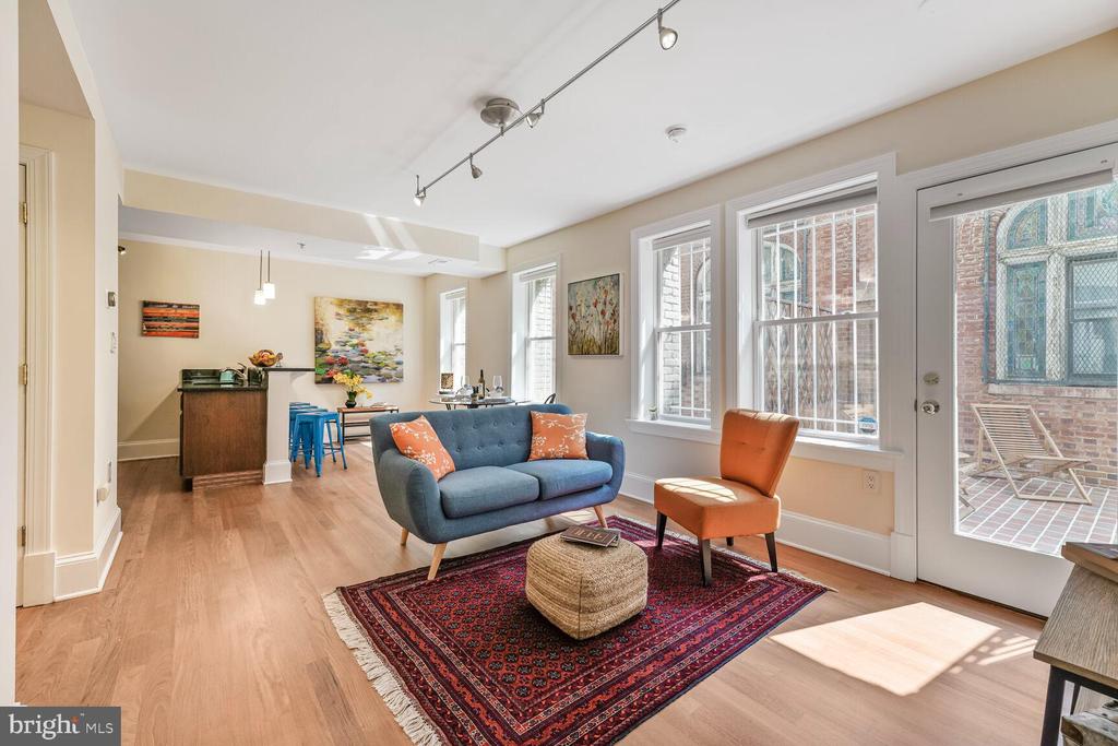 1465 COLUMBIA ROAD NW Unit: 102