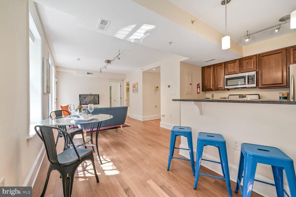 1465 COLUMBIA ROAD NW Unit: 102