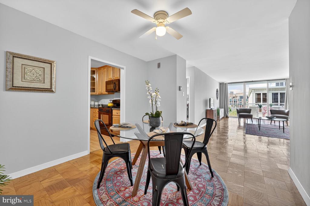 3001 VEAZEY TERRACE NW Unit: 1009