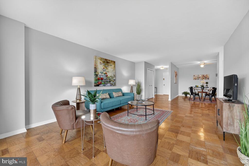3001 VEAZEY TERRACE NW Unit: 1009