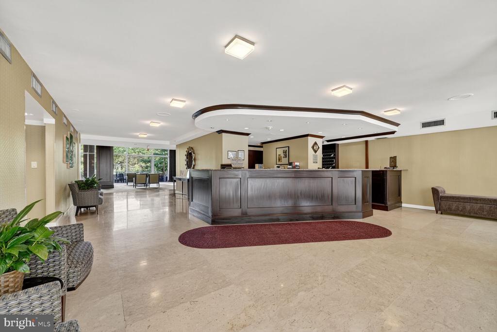 3001 VEAZEY TERRACE NW Unit: 1009