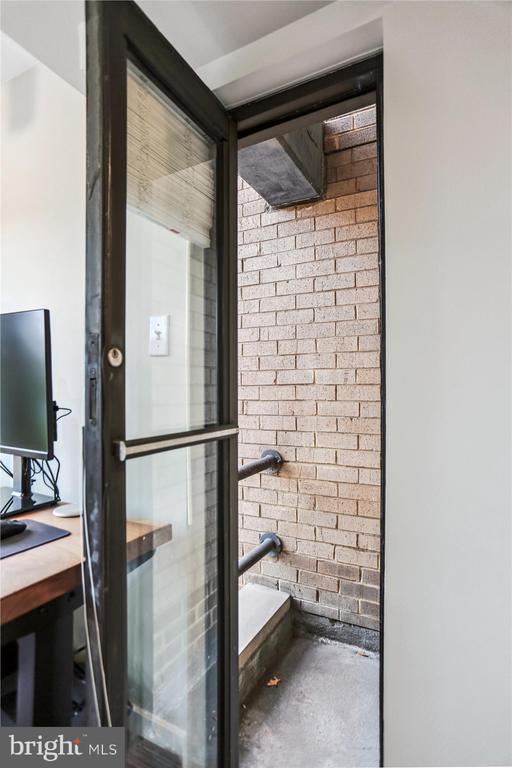 2501 K STREET NW Unit: 5A
