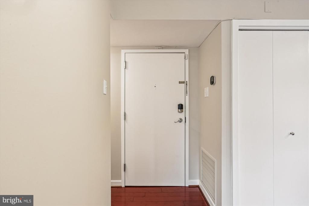2501 K STREET NW Unit: 5A