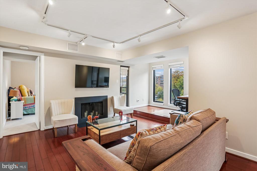 2501 K STREET NW Unit: 5A