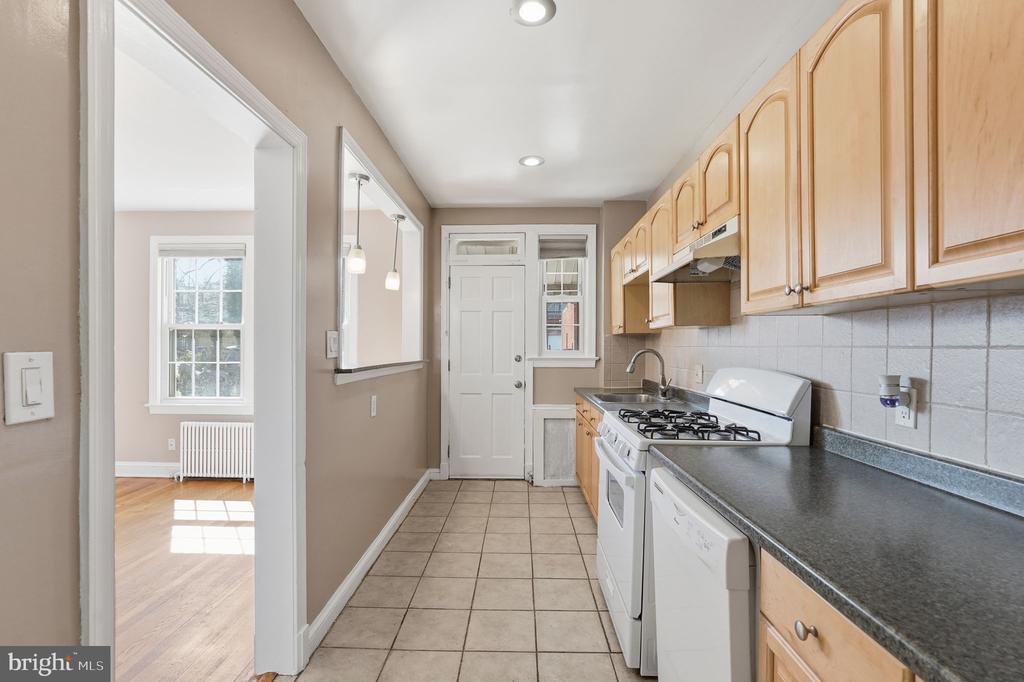 246 GALLATIN STREET NW