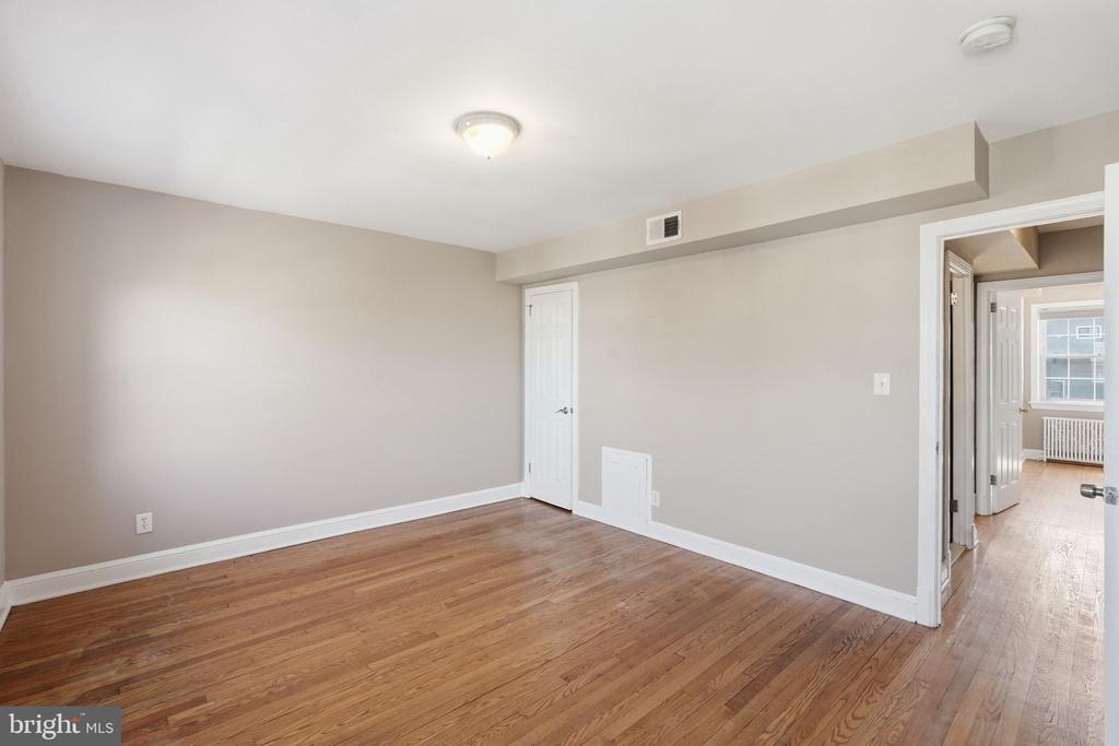 246 GALLATIN STREET NW