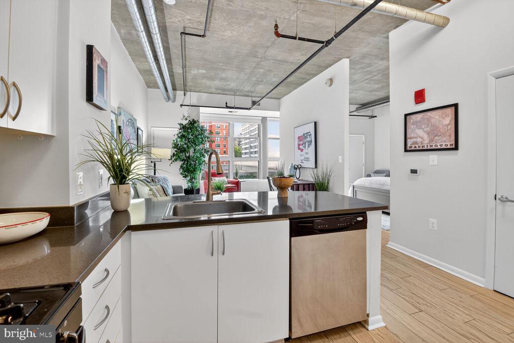 1300 N STREET NW Unit: 214