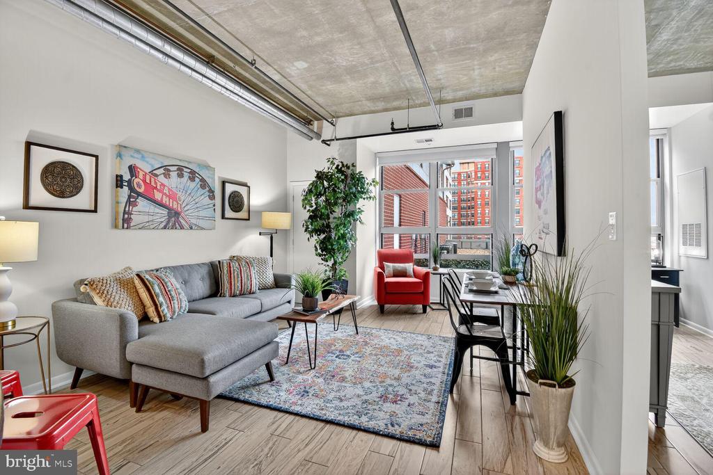 1300 N STREET NW Unit: 214