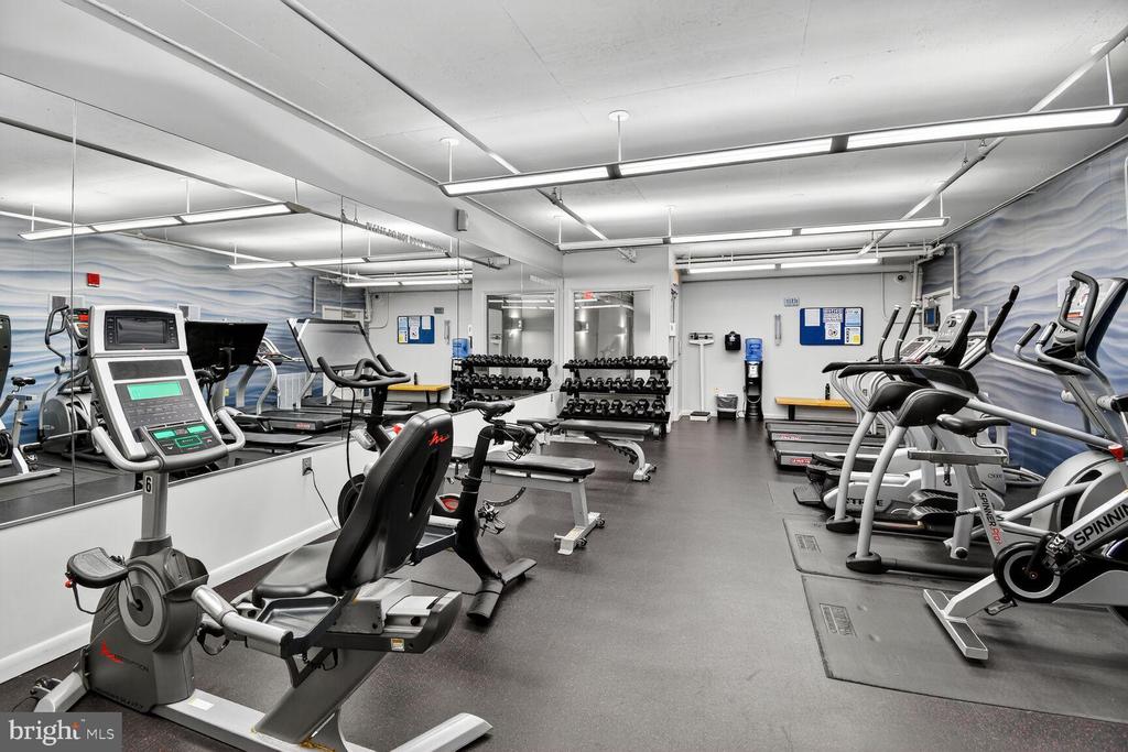 1300 N STREET NW Unit: 214